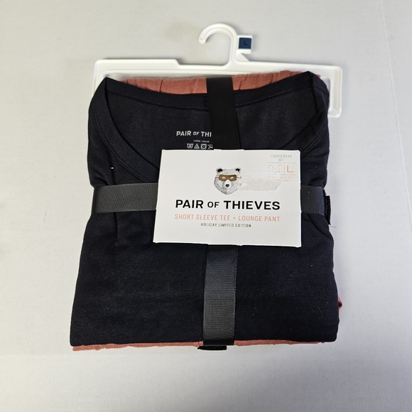 Pair of Thieves Lounge Set Mens‎ Large - Picture 1 of 4